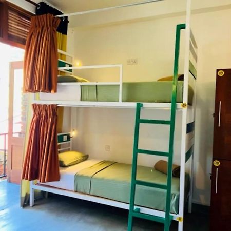Downtown Hostels Ella Ngoại thất bức ảnh
