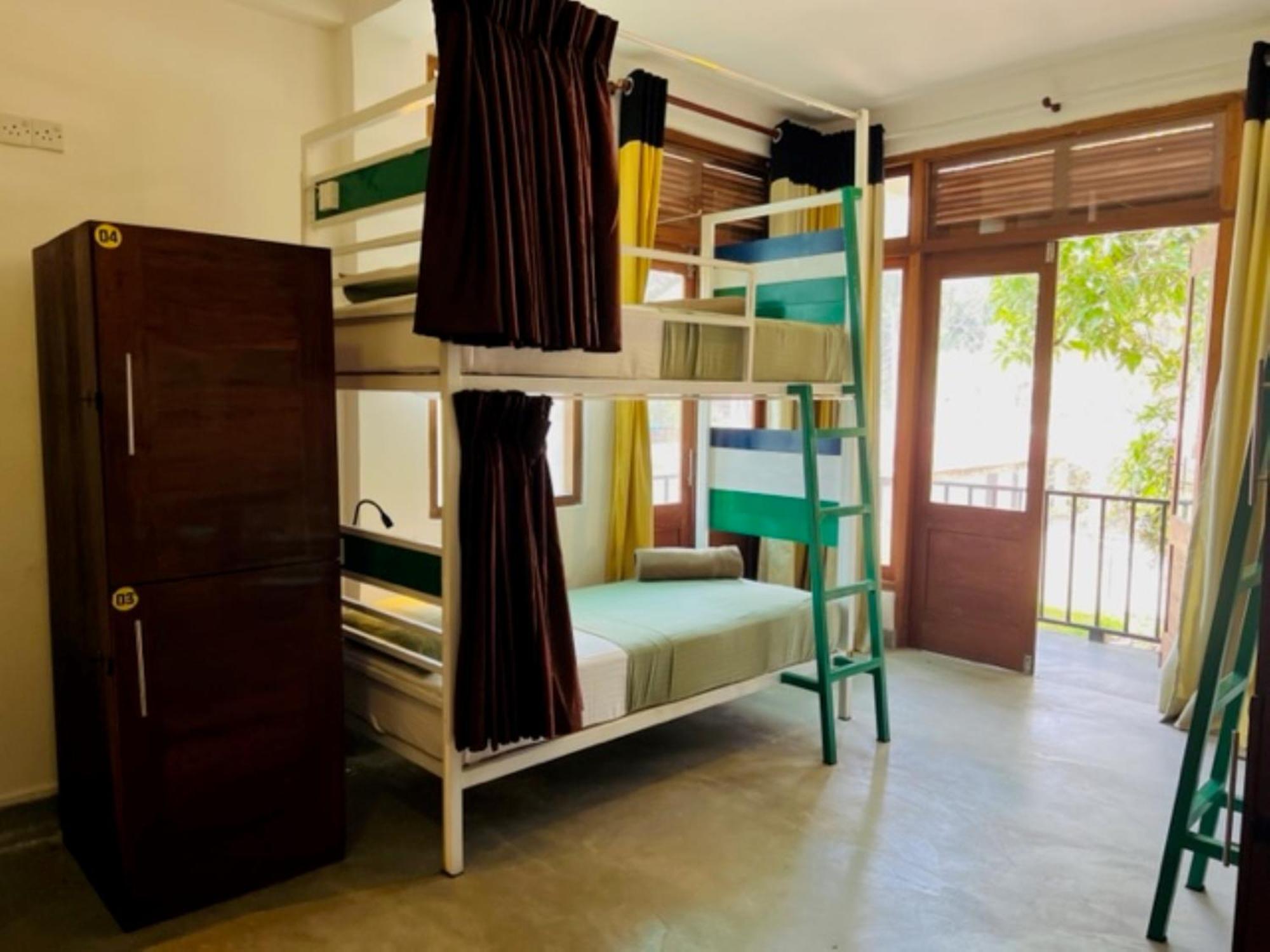 Downtown Hostels Ella Ngoại thất bức ảnh